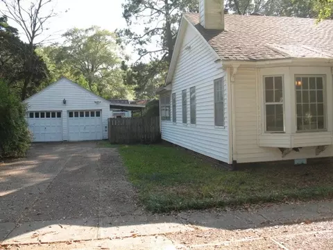 715 Meadowbrook Rd, Jackson, MS 39206 photo 5