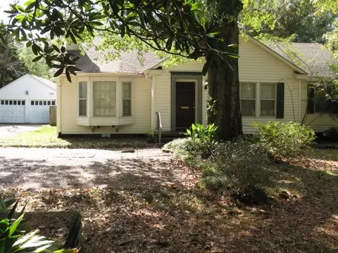 715 Meadowbrook Rd, Jackson, MS 39206 photo 4
