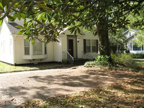 715 Meadowbrook Rd, Jackson, MS 39206 photo 1