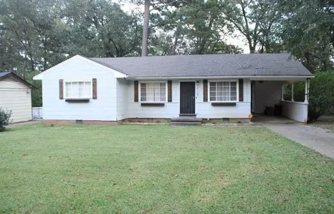 2128 Paden St, Jackson, MS 39204 photo 1