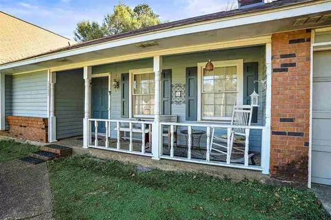 1607 Springridge Dr, Jackson, MS 39211 photo 3