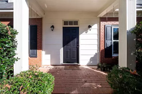 810 Riverchase Dr, Brandon, MS 39047 photo 2