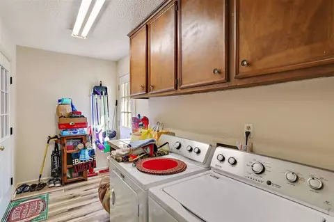 204 Swallow Dr, Brandon, MS 39047 photo 14