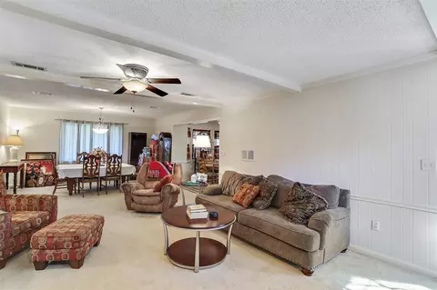 204 Swallow Dr, Brandon, MS 39047 photo 8