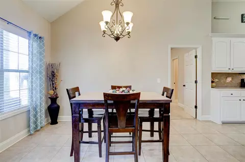 114 Carriage Ln, Florence, MS 39073 photo 6