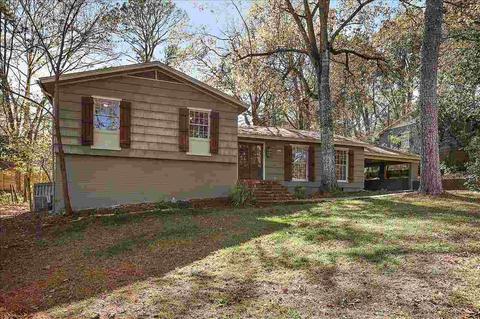1825 Hillview Dr, Jackson, MS 39211 photo 1