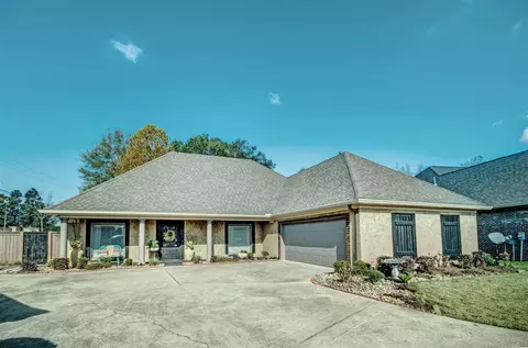 103 Elizabeth Dr, Brandon, MS 39042 photo 1