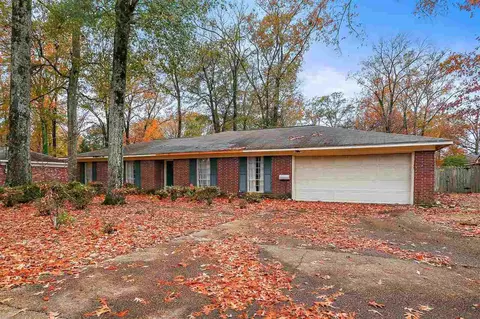 5725 Ridgewood Rd, Jackson, MS 39211 photo 2