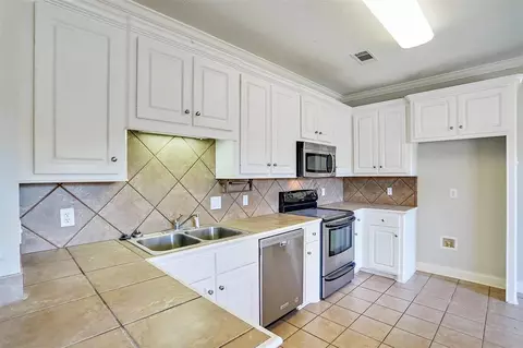 318 Red Cedar Dr, Brandon, MS 39047 photo 11