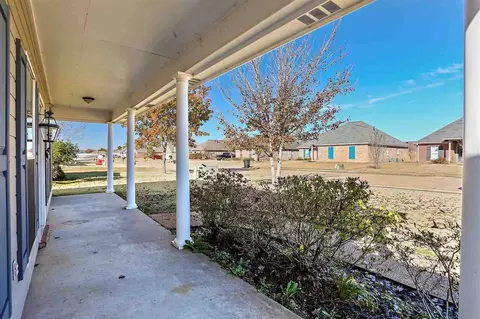 318 Red Cedar Dr, Brandon, MS 39047 photo 5