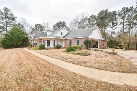 18125 Midway Rd, Terry, MS 39170 photo 4