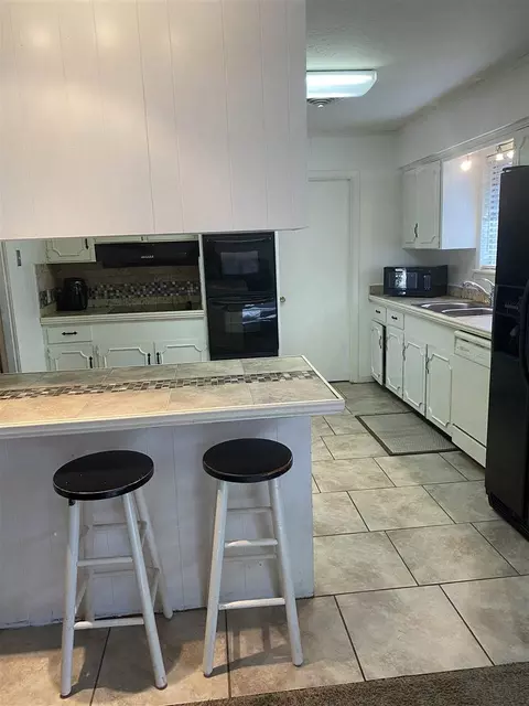 851 Briarfield Rd, Jackson, MS 39211 photo 5