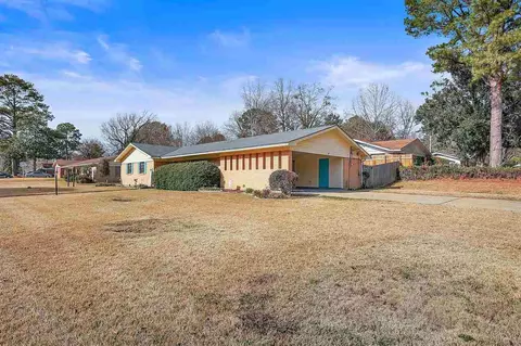 1230 Springdale Dr, Jackson, MS 39211 photo 3