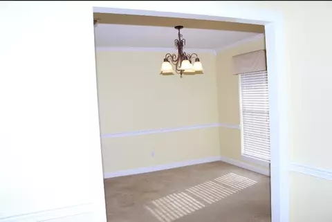 390 Hillandale Dr, Jackson, MS 39212 photo 5