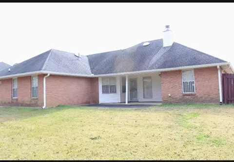 390 Hillandale Dr, Jackson, MS 39212 photo 2