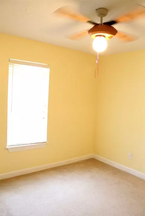 390 Hillandale Dr, Jackson, MS 39212 photo 9