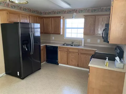610 Mocking Bird Cir, Brandon, MS 39047 photo 3