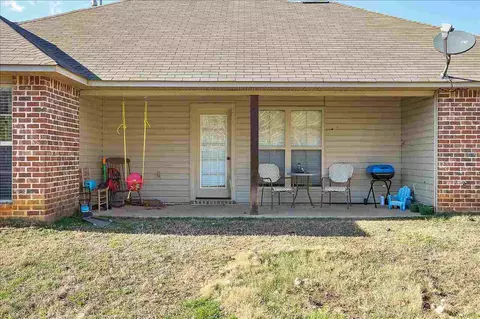 212 Barrington Cv, Florence, MS 39073 photo 23