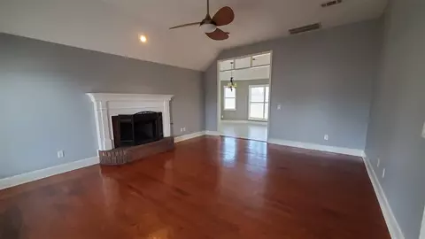 108 Parkview Ln, Brandon, MS 39047 photo 2