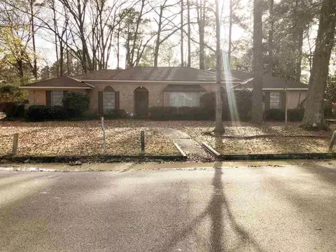 6241 Whitestone Rd, Jackson, MS 39206 photo 1