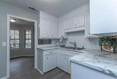 5115 Sycamore Dr, Jackson, MS 39212 photo 7