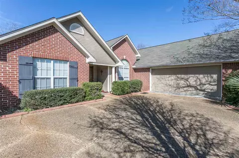 613 Summer Pl, Flowood, MS 39232 photo 1