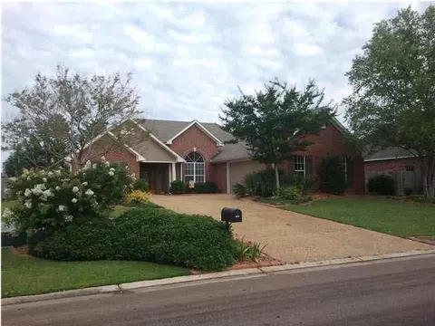 613 Summer Pl, Flowood, MS 39232 photo 2