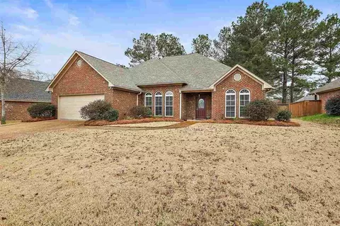 604 Brookfield Pl, Florence, MS 39073 photo 1