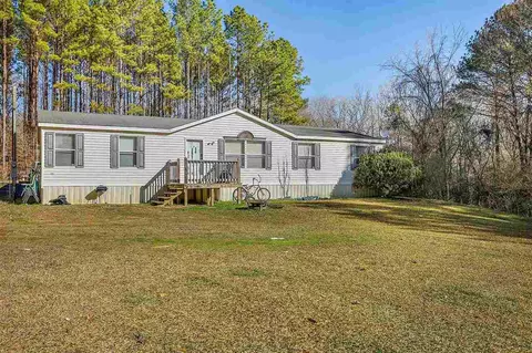 135 Pine Hill Ln, Terry, MS 39170 photo 3