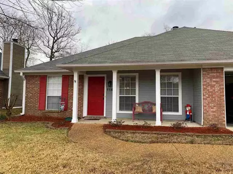 116 Chestnut Dr, Brandon, MS 39047 photo 1