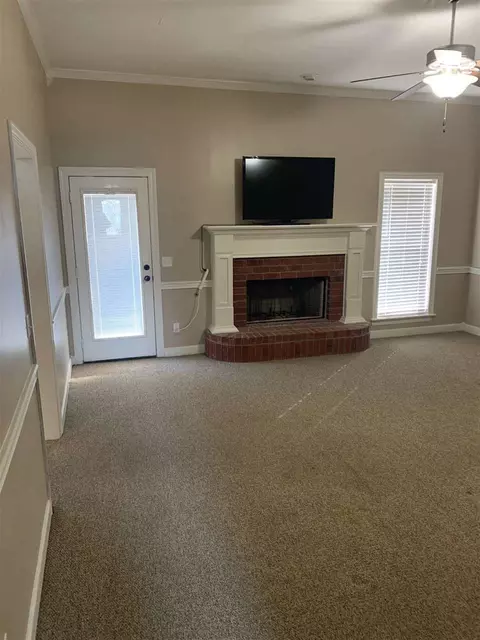 255 Charlene Dr, Byram, MS 39272 photo 5