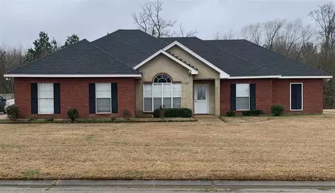 255 Charlene Dr, Byram, MS 39272 photo 1