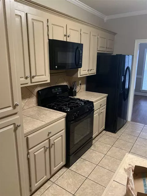 255 Charlene Dr, Byram, MS 39272 photo 7
