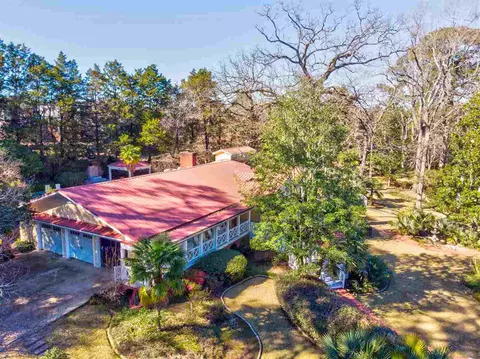 53 Avery Cir, Jackson, MS 39211 photo 2
