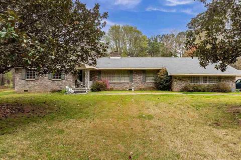 106 Berry Dr, Clinton, MS 39056 photo 3
