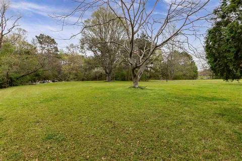106 Berry Dr, Clinton, MS 39056 photo 5