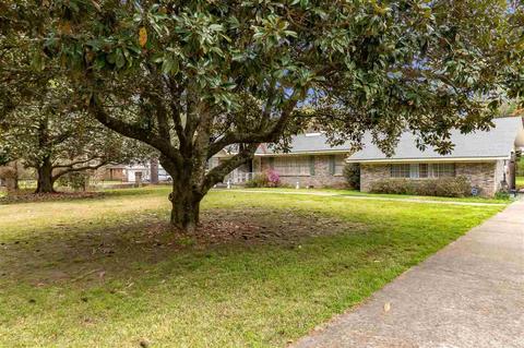 106 Berry Dr, Clinton, MS 39056 photo 1