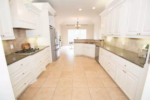 249 Cornerstone Dr, Brandon, MS 39042 photo 7