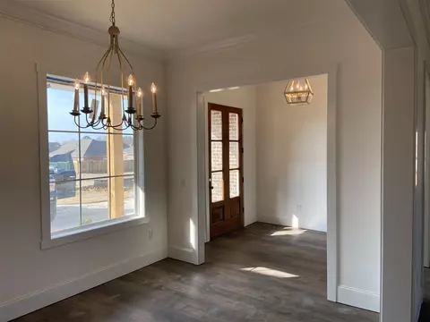 206 Sweetbriar Cir, Canton, MS 39046 photo 2