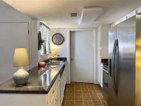 325 Lakebend Dr, Brandon, MS 39042 photo 3
