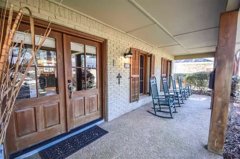 5410 River Thames Rd, Jackson, MS 39211 photo 2