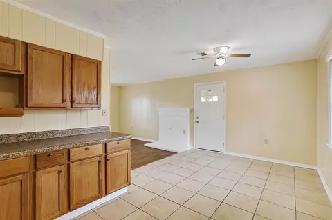 54 W Mcclendon Ln, Forest, MS 39074 photo 12