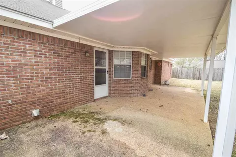 908 Mountain Crest Dr, Byram, MS 39272 photo 25