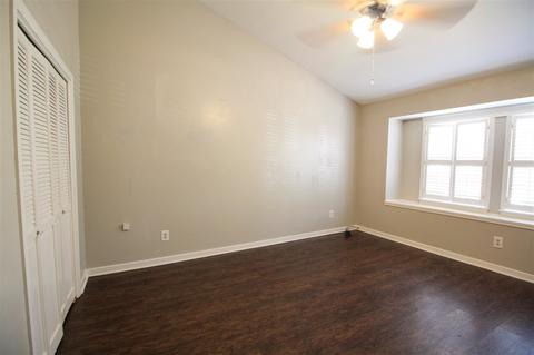 816 Harbor Bend Dr, Brandon, MS 39047 photo 9