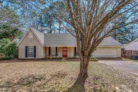 68 Sunline Dr, Brandon, MS 39042 photo 1