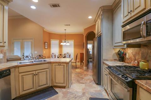 620 Pinebrook Pl, Brandon, MS 39047 photo 8