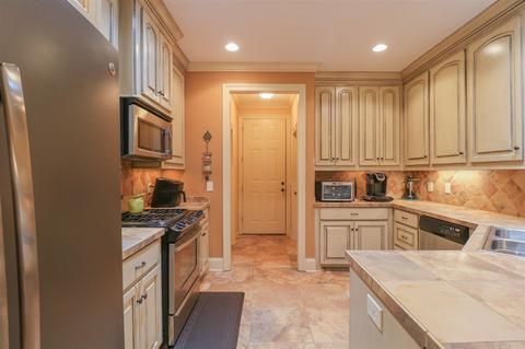 620 Pinebrook Pl, Brandon, MS 39047 photo 10