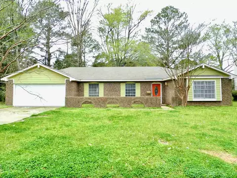 5185 Shirlwood Dr, Jackson, MS 39211 photo 1