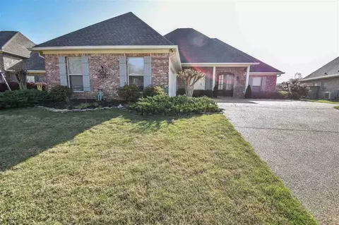 166 Eastside Dr, Brandon, MS 39047 photo 1