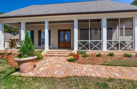 180 Harbor View Dr, Madison, MS 39110 photo 1